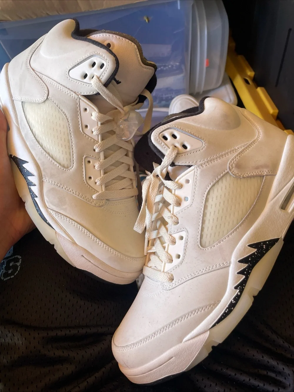 Jordan Men's White Black Athletic Shoes